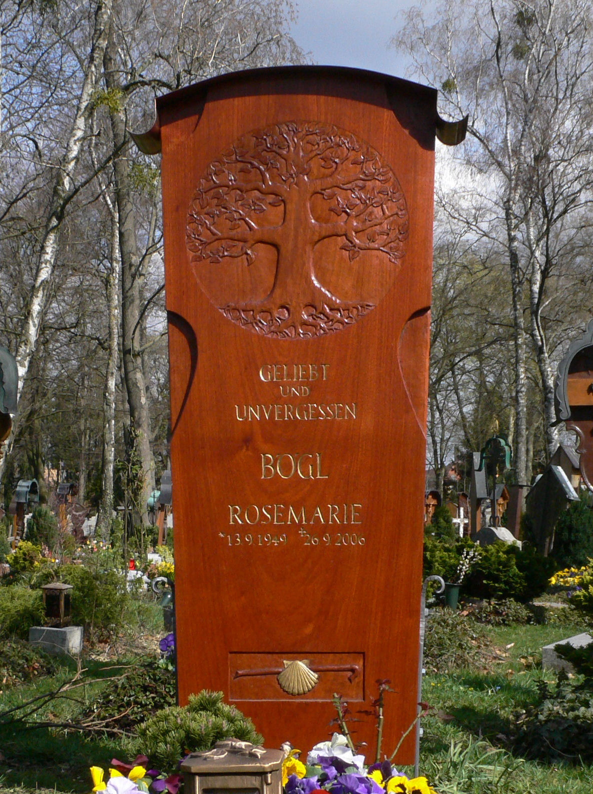 Tomb of real wood with the Tree of Life